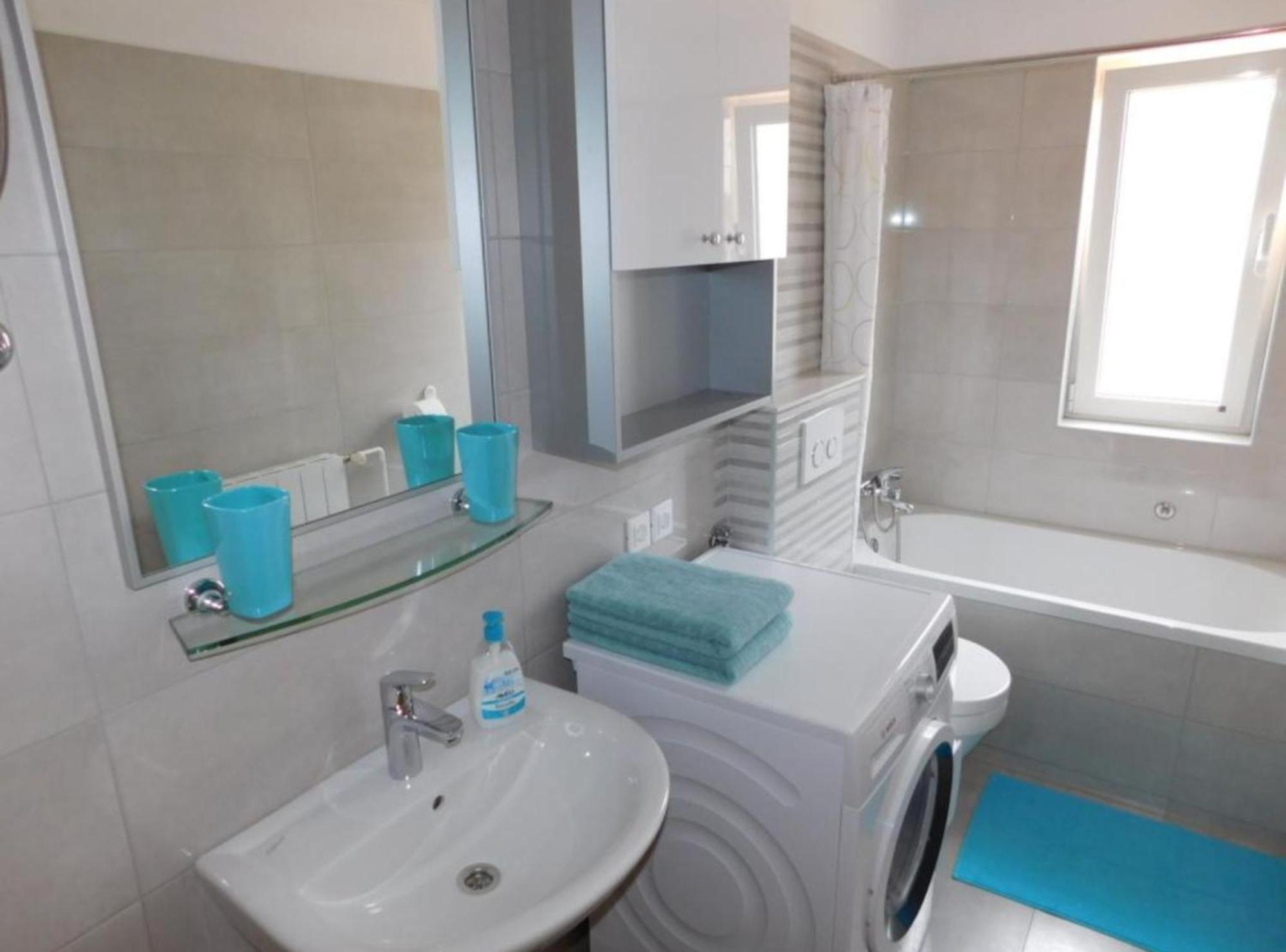 Apartments Roscic Подгора Екстериор снимка