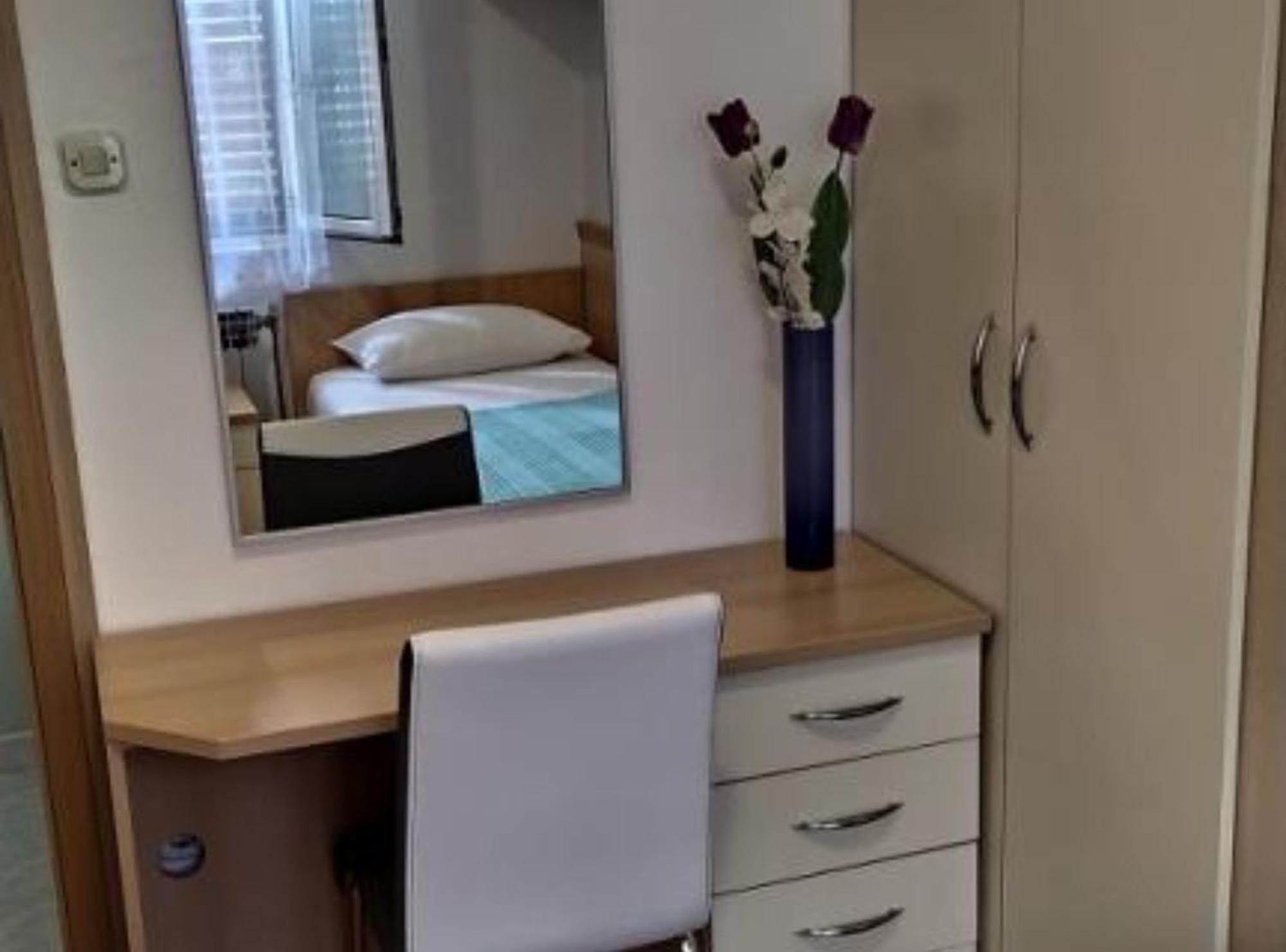 Apartments Roscic Подгора Екстериор снимка